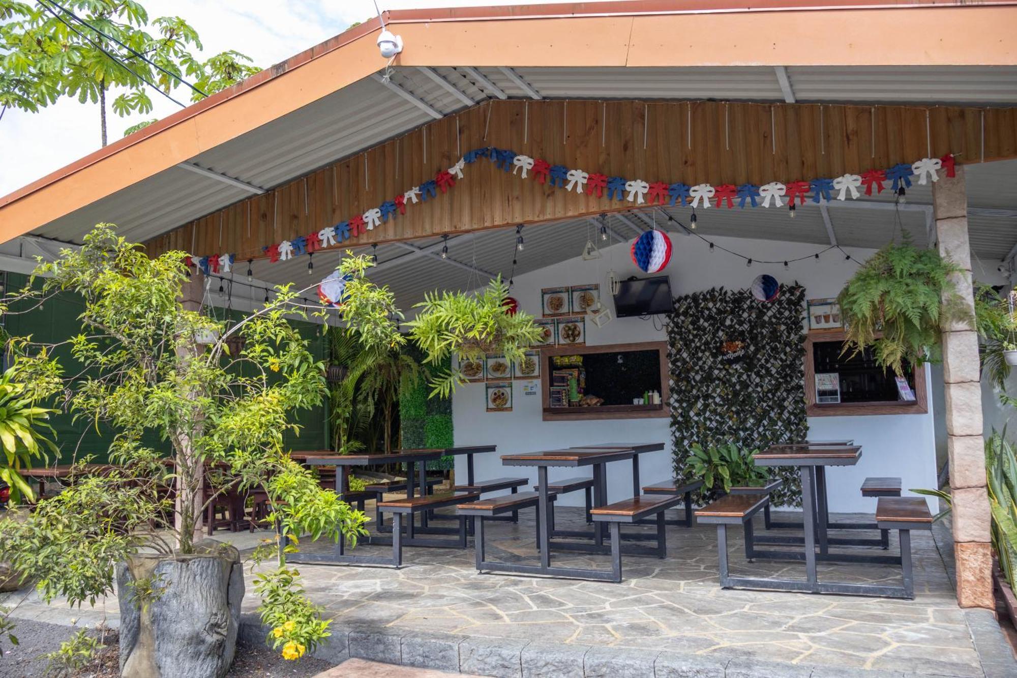 Hotel Relax Termalitas - Thermal Water La Fortuna Eksteriør bilde