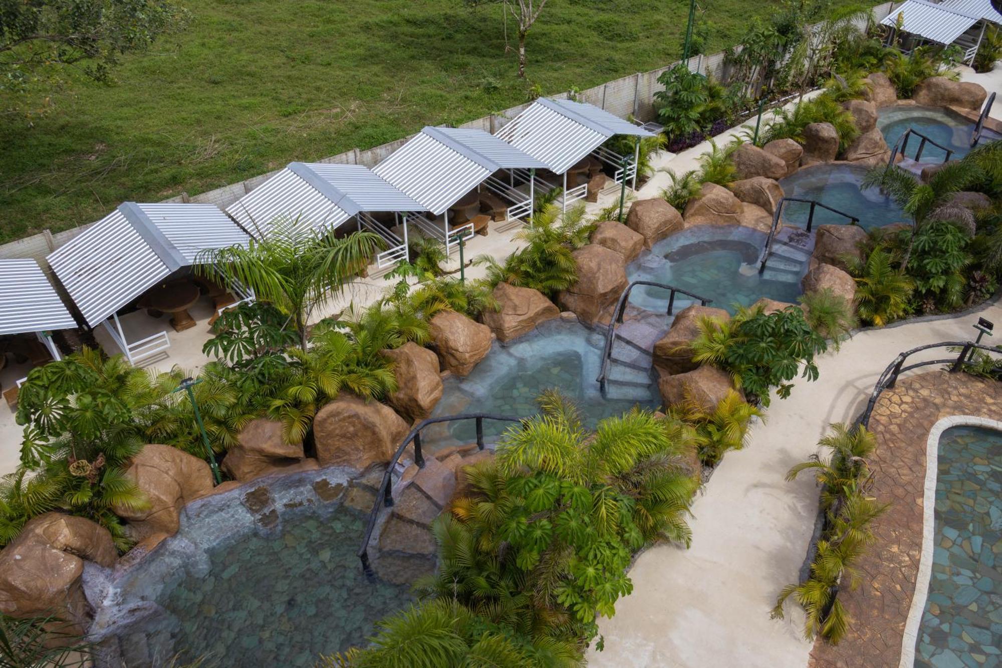 Hotel Relax Termalitas - Thermal Water La Fortuna Eksteriør bilde